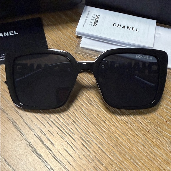 CHANEL Accessories - CHANEL Black & Gold Oversized Sunglasses